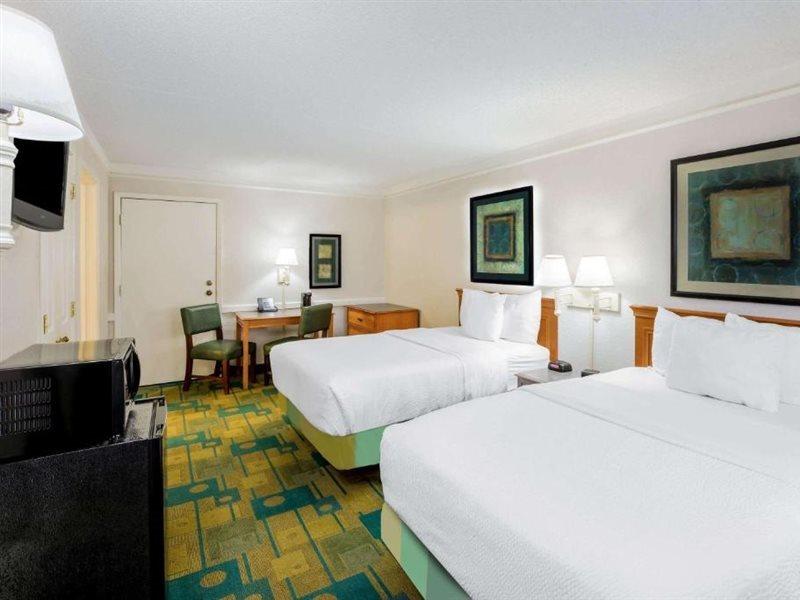 La Quinta Inn By Wyndham Lufkin Esterno foto