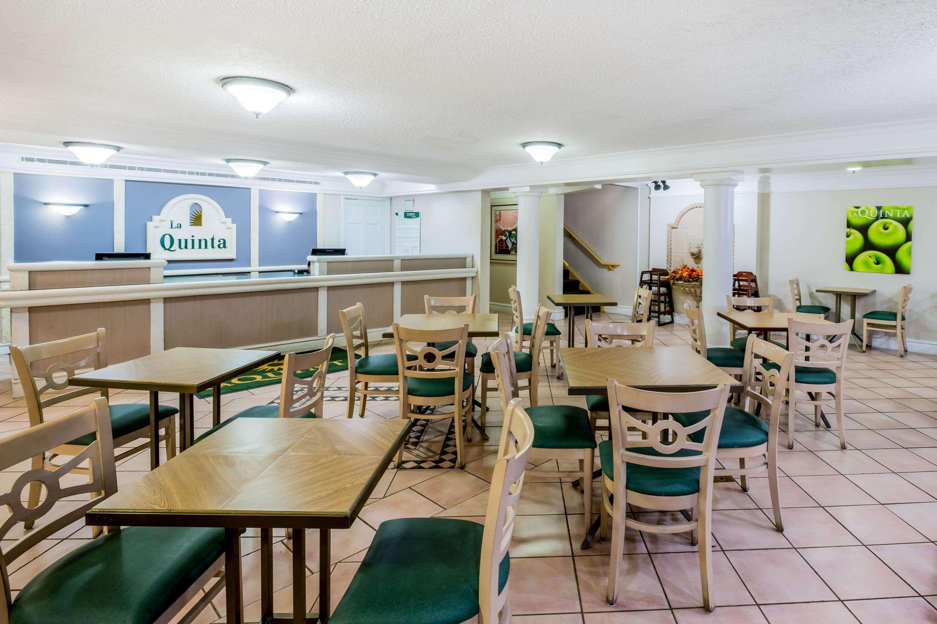 La Quinta Inn By Wyndham Lufkin Esterno foto